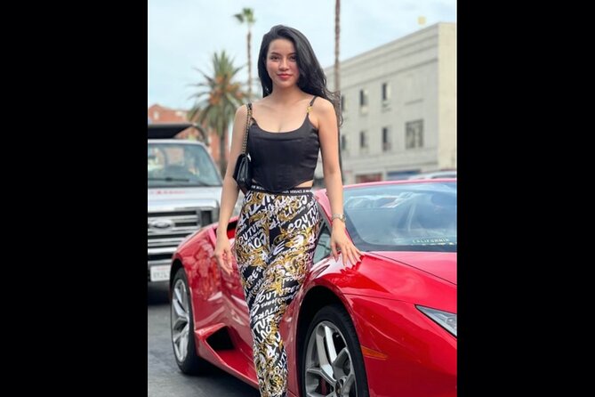 20-Minute Driving Tour: Hollywood to Sunset Blvd in a Lamborghini - Hollywood Premiere Theatre and Walk of Fame Star Moments