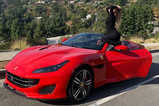 30-Minute Luxury Driving Tour: Explore Hollywood in a Ferrari - Quick hits before you go