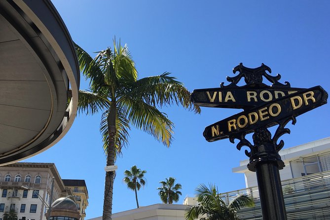 Best of LA: Hollywood, Griffith, Santa Monica, Venice, and Rodeo - Stop 1: Griffith Observatory and the Hollywood Sign Photo Moment