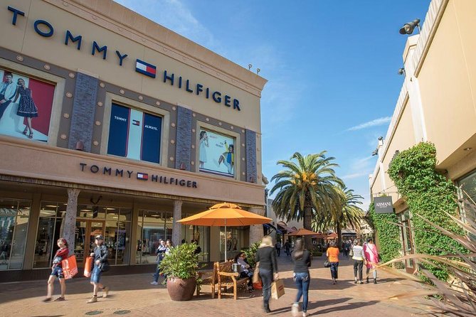 Citadel Outlets Transfer from Anaheim with VIP Lounge, storage & LAX Drop-Off - The “store stops” that make your time feel organized