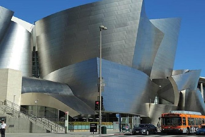 City Tour of Los Angeles from Long Beach and San Pedro Cruise Terminals - Griffith Observatory: a short stop with a Hollywood Sign mission