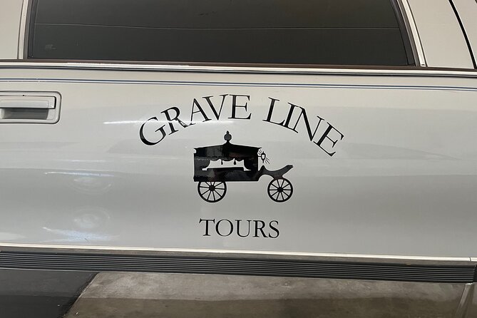 Death Becomes Her Funeral Limo Tour of Los Angeles - How the limo format changes the experience