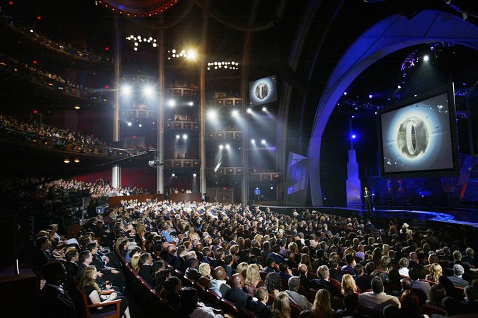 Dolby Theatre Admission Ticket and Tour - Logistics that matter: stairs, group rules, and restroom planning