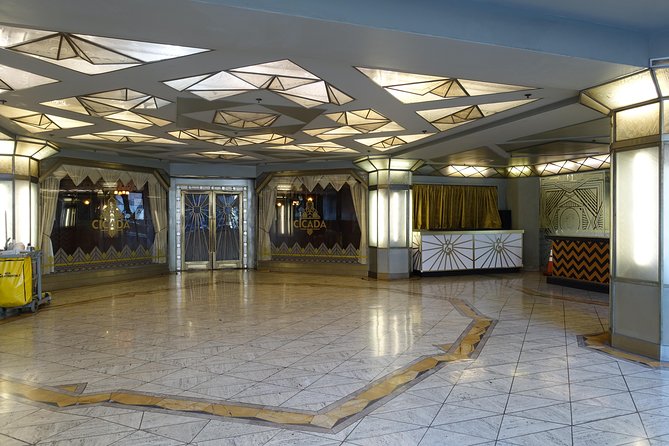Downtown Los Angeles Architecture Walking Tour - Eastern Columbia Lofts and the NoMad Hotel: Art Deco Hits on the Move