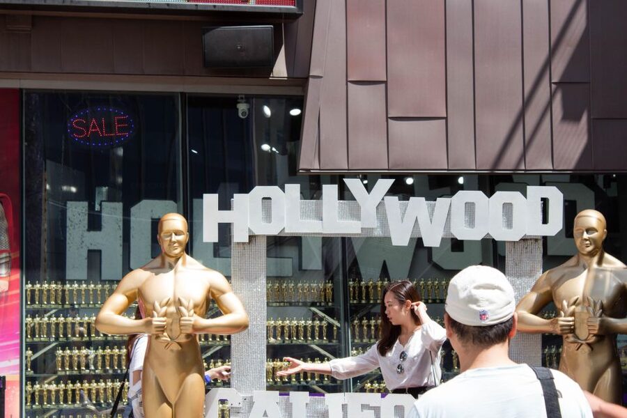 From Anaheim: LA Highlights Sightseeing Tour - Hollywood Walk of Fame: When You Want To Feel the Energy Up Close