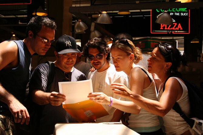 Half Day Small Group Los Angeles Tour and Scavenger Hunt - Two Routes, One Goal: Hollywood or Santa Monica at 11am
