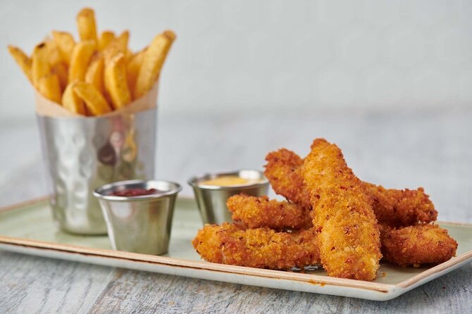 Hard Rock Cafe Hollywood - Family-Friendly Hollywood Dinner: Strollers, Child Seats, Kids Menus