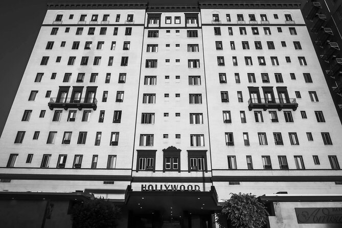 Haunted Hollywood Walking Tour: True Crime and Creepy Tales - Pantages Theatre: Howard Hughes spirit rumors