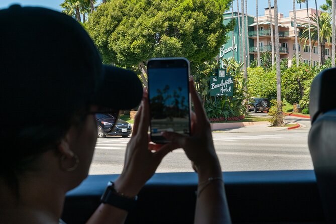 Hollywood, Beverly Hills, & Celebrity Home Tour from Santa Monica - The guide makes it: comedy, safety, and real LA stories