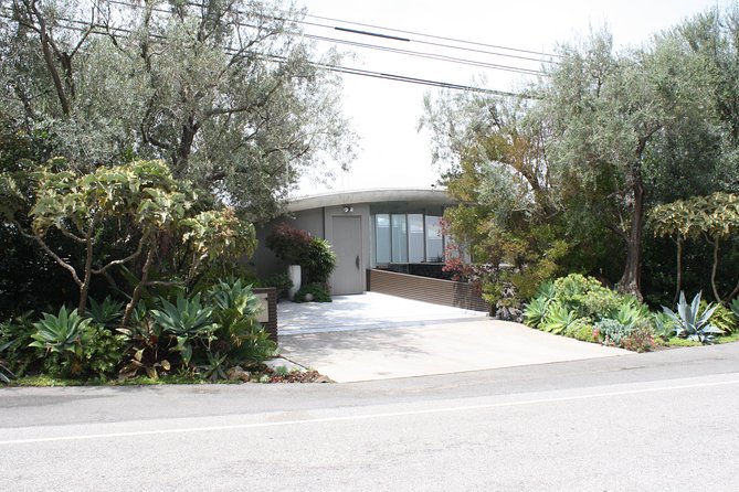 Hollywood, Beverly Hills & Celebrity Homes Open-Air Bus Tour - Quick take: what you’ll notice fast