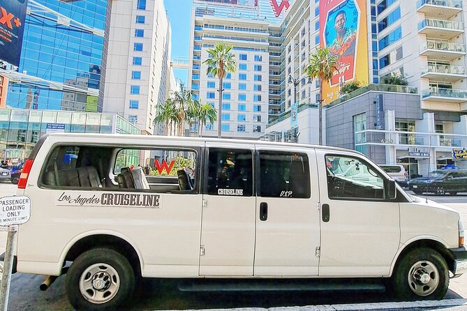Hollywood Carpool Karaoke Tour - How the Custom Party Bus Makes Karaoke Feel Like the Point