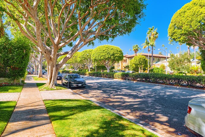 Hollywood Fame & Celebrity Homes Self-Guided Audio Bundle Tour - How the offline audio guide works (and why download time matters)