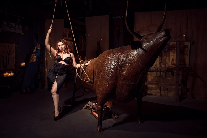 Hollywood Medieval Torture Museum Ticket with Ghost Hunting - Getting In: Mobile Ticket and Getting Around LA