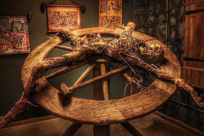 Hollywood: Medieval Torture Museum Ticket with Ghost Hunting - Redeeming your ticket and starting the audio guide