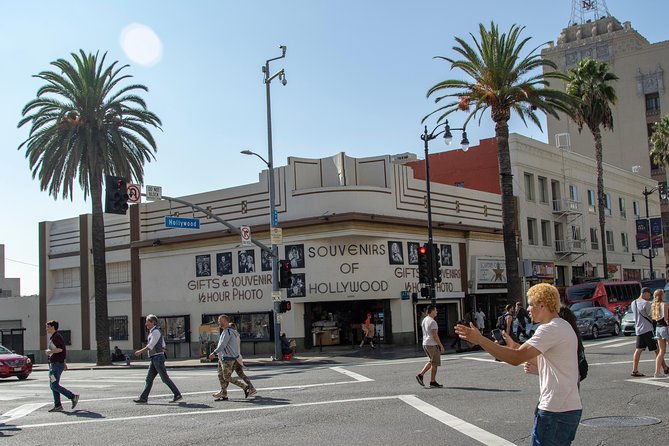 Hollywood Open Bus Tours - Hollywood Hills and Celebrity Homes: Where the Tour Earns Its Keep