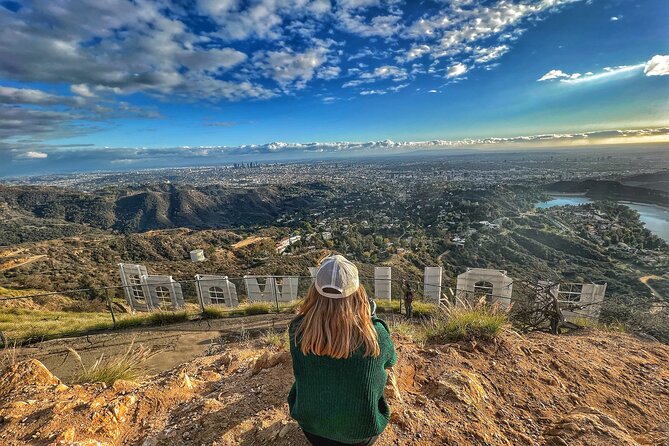 Hollywood Sign 2.5-Hour Tour with Comedians and Their Dogs - Stop 2: staying inside Griffith Park and taking in the skyline
