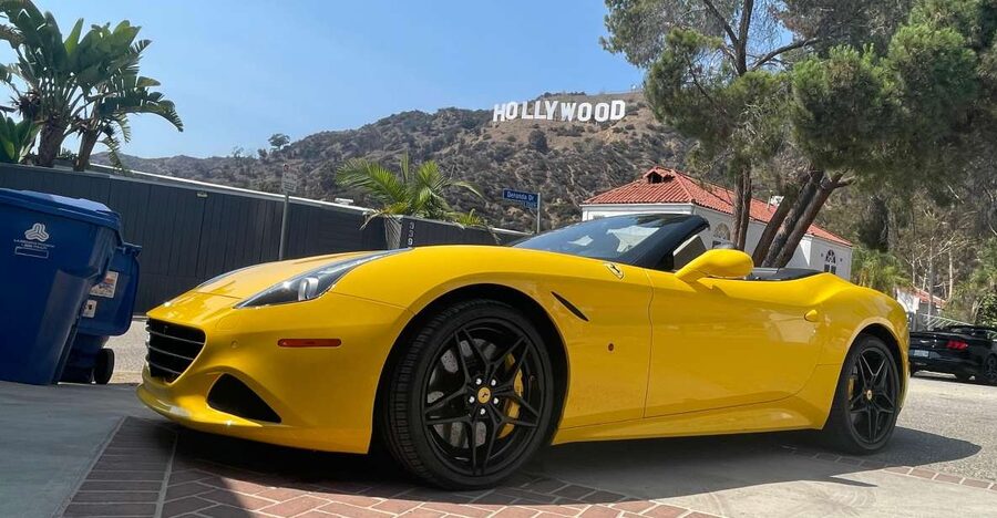 Hollywood Sign 50 Min Ferrari tour (drive or be driven) - Meet at Hollywood and Highland: where the tour starts and how to find it