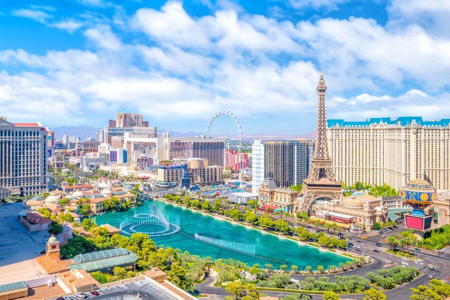 LA: 2-Day Las Vegas Tour with Hoover Dam & Accommodation - Value check: what you’re paying for (and what you’ll fund yourself)