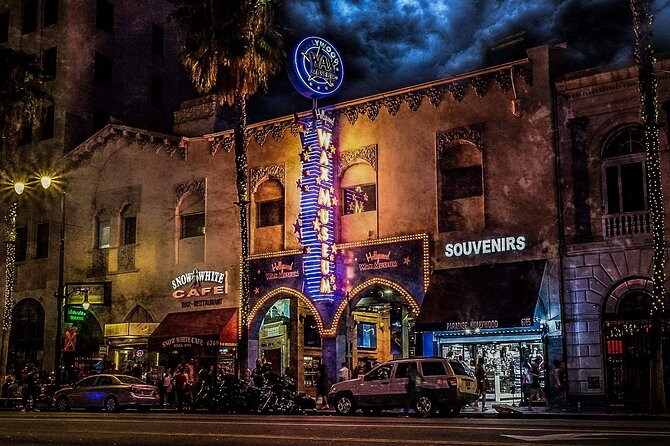LA Ghosts Boos and Booze Haunted Pub Crawl - The sweet spot of a 2-hour haunted crawl on Hollywood Boulevard