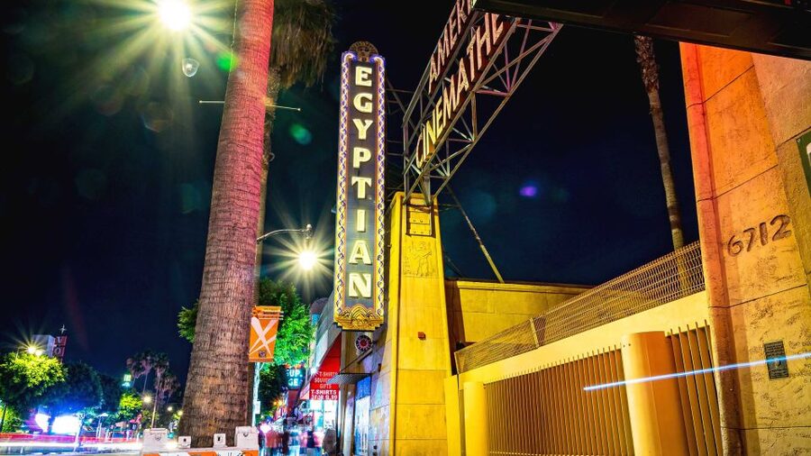 LA Ghosts: Terrors of Tinseltown Tour - Hollywood Roosevelt: where Marilyn’s name hangs in the air