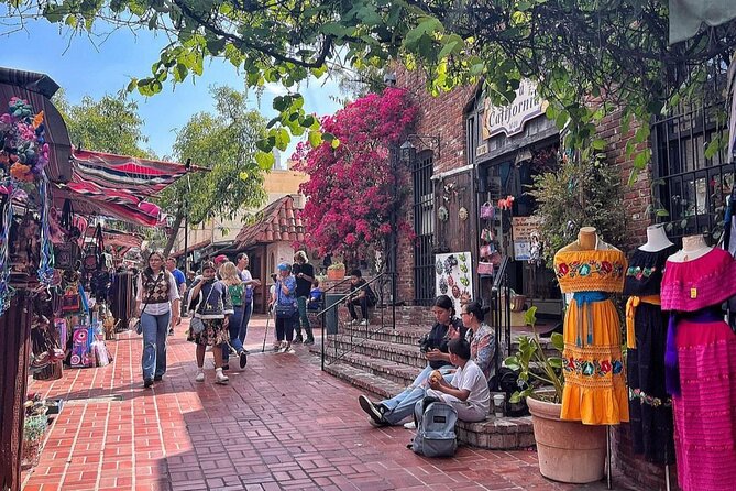 LA Little Tokyo to Olvera St Smartphone (App/GPS) Walking Tour - How the app tour keeps you moving (and where it can snag)