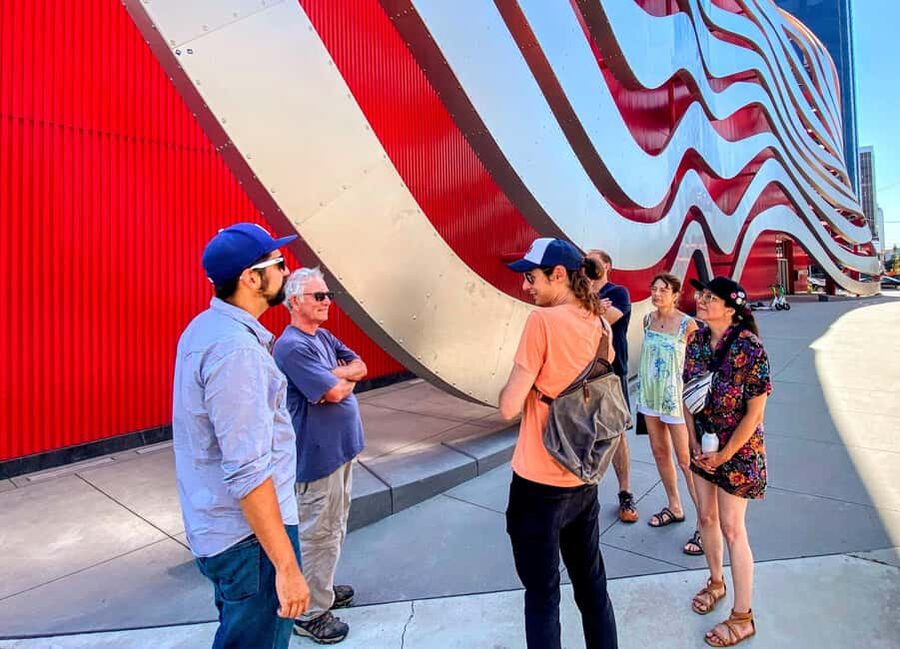 LA: Museum Row Tour The Fast & The Fossilized on Wilshire - Meeting at 5802 Wilshire and Finding the Right Start Point
