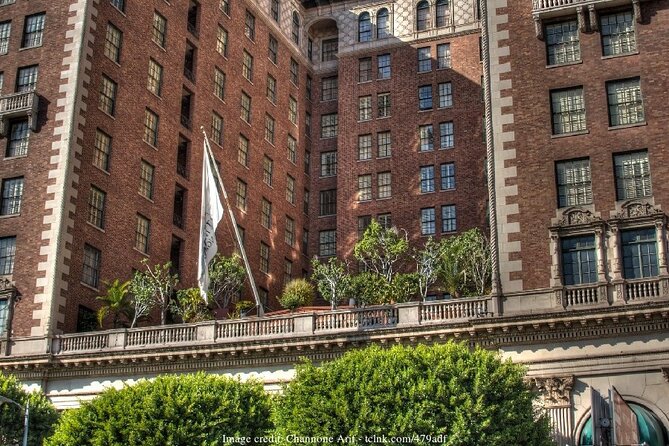 LA's Art Deco & Beaux Art Architecture: Private Walking Tour - Title Guarantee Building apartments and the Art Deco love of verticals