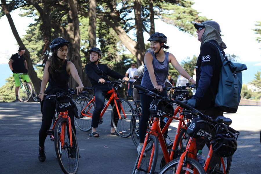LA: Santa Monica & Venice Beach Guided Bike or eBike Tour - Venice Beach: the energy, the sights, and why the guide matters