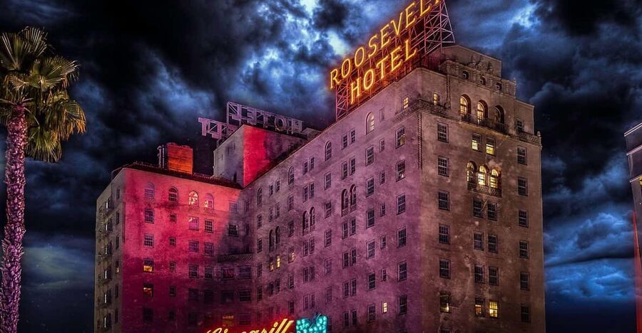 LA: Ultimate Dead of Night Walking Ghost Tour - Hollywood Roosevelt Hotel: the legend of guests who checked in and never left