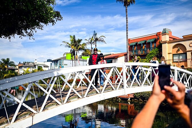 LA Venice Beach Hidden Gems Food Tour With 6 Food Tastings - Stop 2: The Venice Weightlifting Playground (Fitness With an Edge)