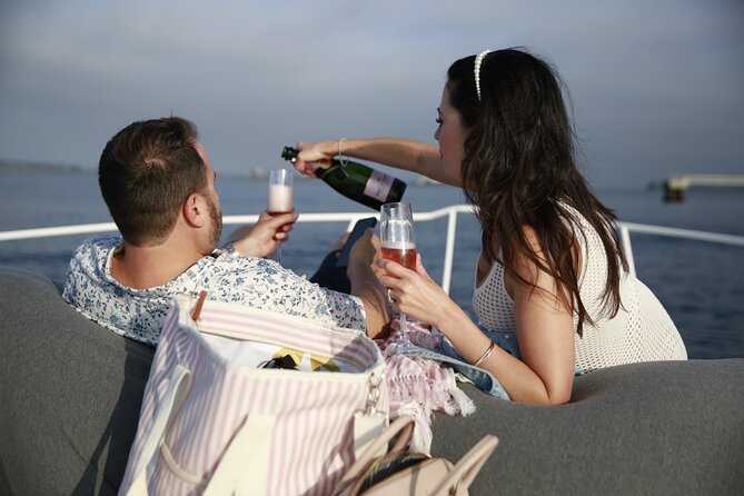 LA: Yacht Private Trip -1 hour (1 ticket covers 1-6 ppl - Stop 2: Long Beach Cruise Terminal views and city-light reflections