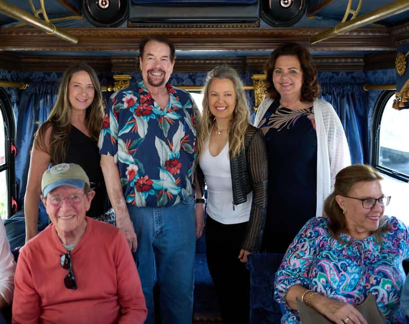 Los Angeles: #1 Trolley Bus Hollywood Sightseeing Tour - Original Farmers Market and Miracle Mile: real breaks for food and culture