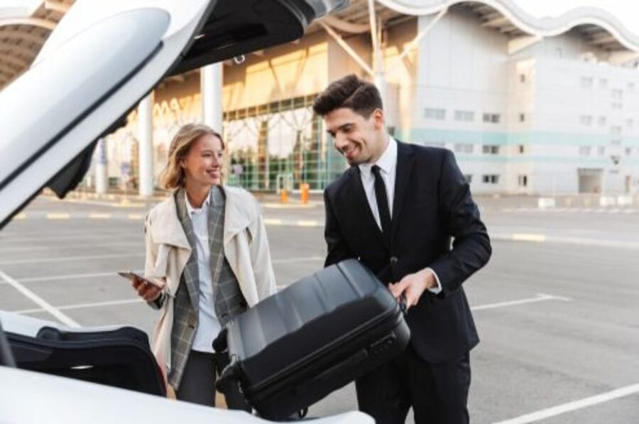 Los Angeles Airport: One-Way Private Transfer to Los Angeles - Key things that make this transfer work