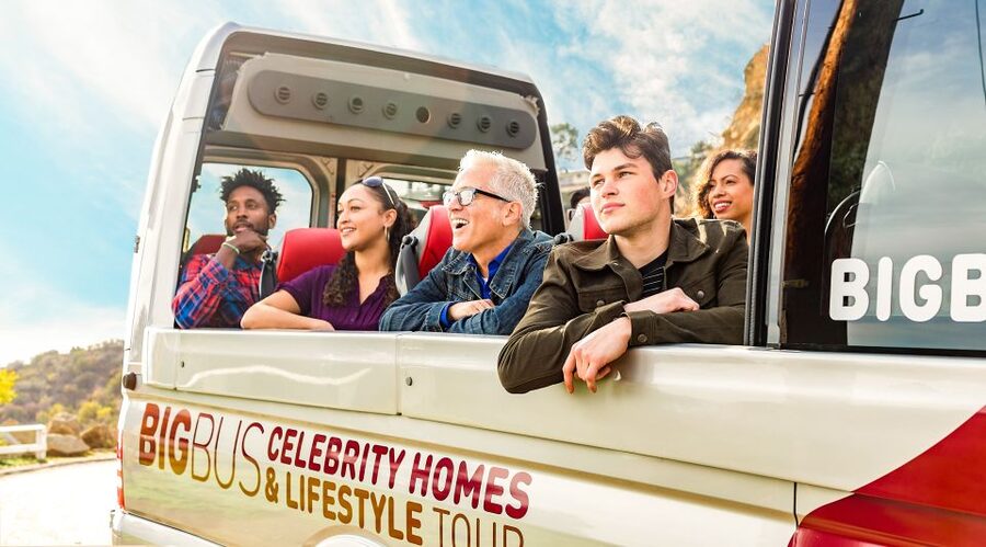 Los Angeles and Hollywood: Celebrity Homes & Lifestyle Tour - Hollywood Hills and Mulholland Drive: where the scenery turns into stories