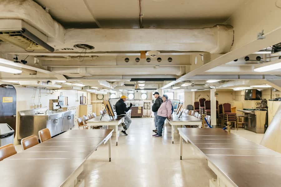 Los Angeles: Battleship Iowa Museum Ticket - The Vicky the Dog Scavenger Hunt App: Why It Works
