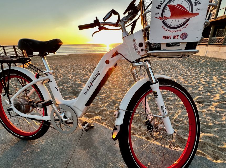 Los Angeles: Beach E-Bike Ride Redondo Beach to Santa Monica - Venice Beach Boardwalk and Muscle Beach area: fun, busy, and made for people-watching