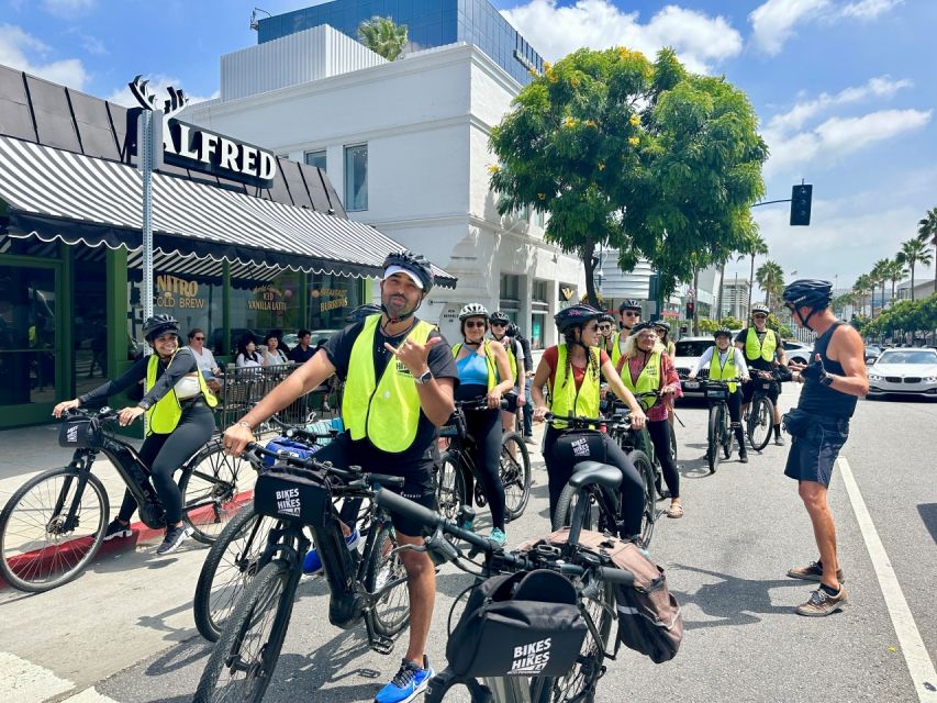 Los Angeles: Beverly Hills Guided Electric Bike Tour - West Hollywood: warming up with quick photo stops
