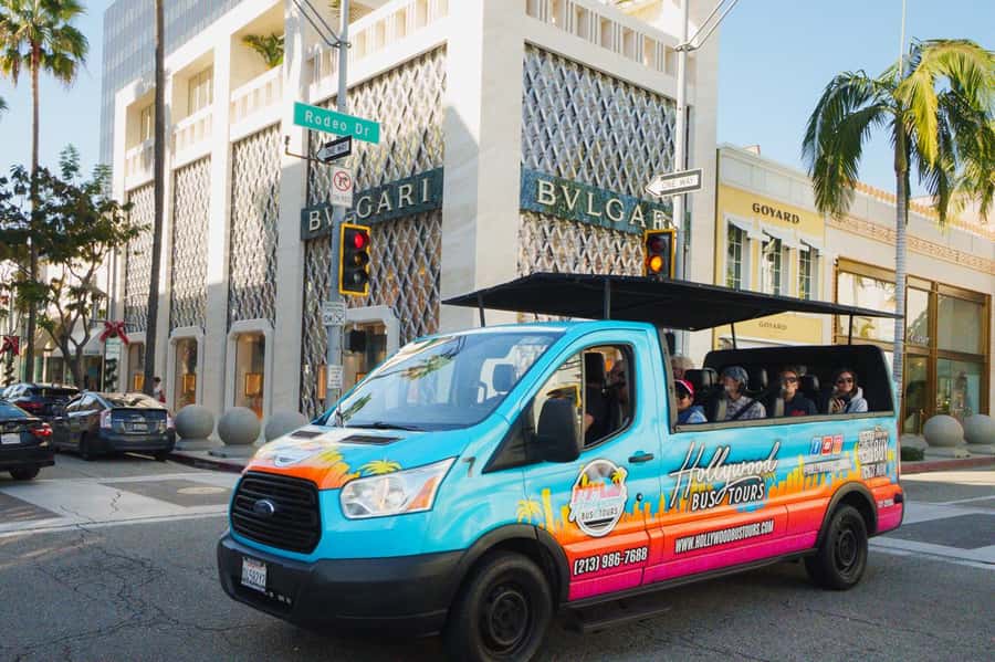 Los Angeles: Celebrity Homes and Hollywood Open-Air Bus Tour - Key points before you go