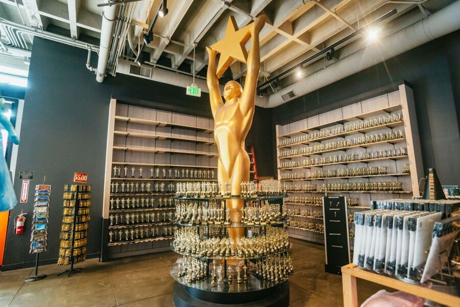 Los Angeles: City Group Tour with Hollywood & Beverly Hills - Sunset Plaza to Beverly Hills: Switching Gears Midday