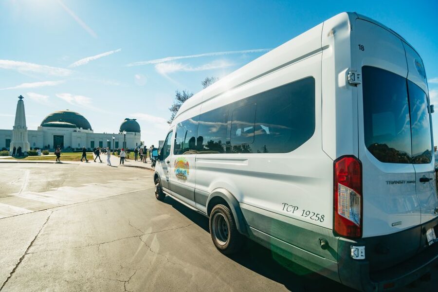 Los Angeles: City Group Tour with Hollywood & Beverly Hills - Wilshire Blvd, Santa Monica Beach, and Venice Beach: Two Coasts, One Day