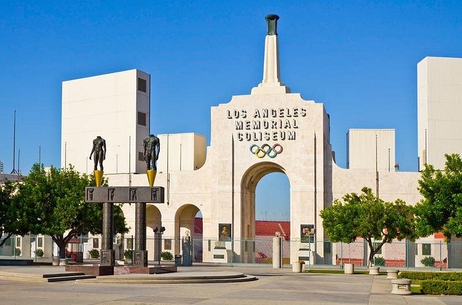 Los Angeles City Sightseeing Tour from Anaheim - Sunset Strip Lunch at Mel’s Diner (Meals Not Included)