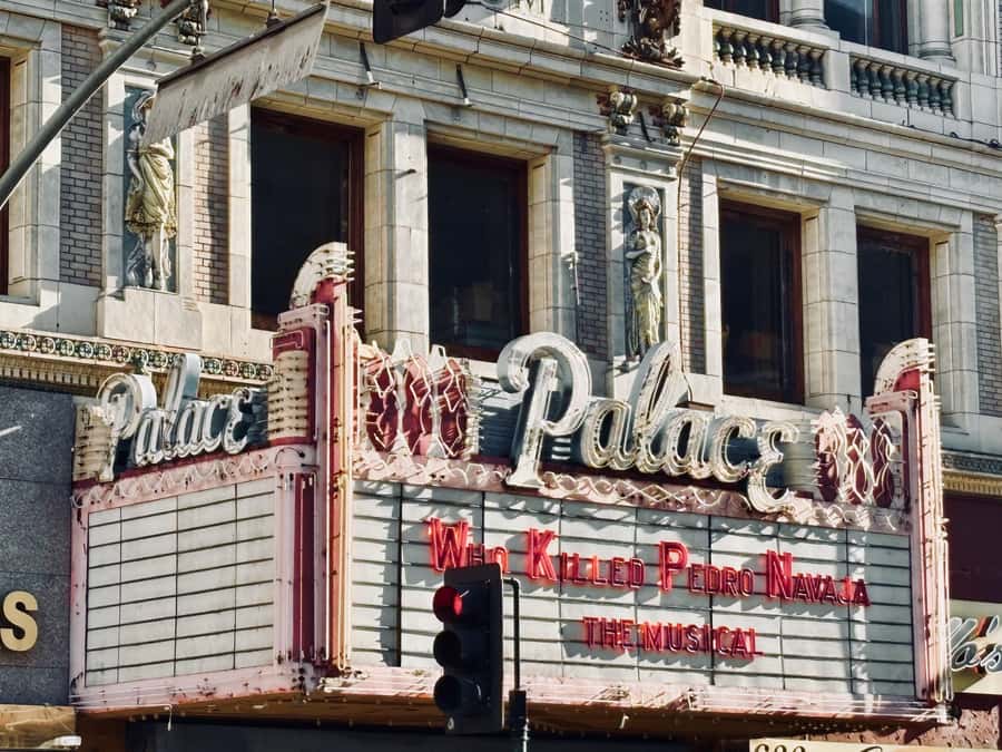 Los Angeles: Downtown History & Architecture Walking Tour - The Theater District: movie-palace glamour with street-level realism
