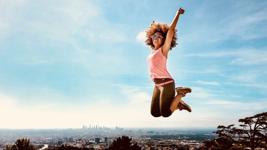 Los Angeles: Griffith Observatory Guided Hike/Walking Tour - Practical tips for comfortable shoes, strong photos, and less stress