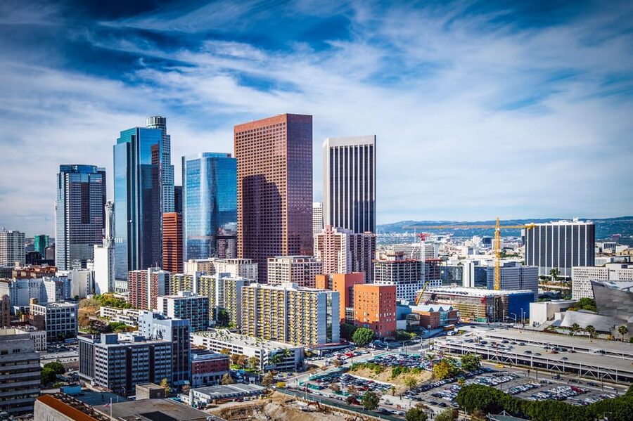 Los Angeles: Hollywood and Beverly Hills Private Tour - Rodeo Drive and Beverly Hills: quick hits that still include walking