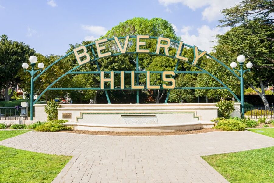 Los Angeles: Hollywood & Celebrity Homes Open-Air Bus Tour - Beverly Hills: Signs, Rodeo Drive, and Celebrity Home Passing
