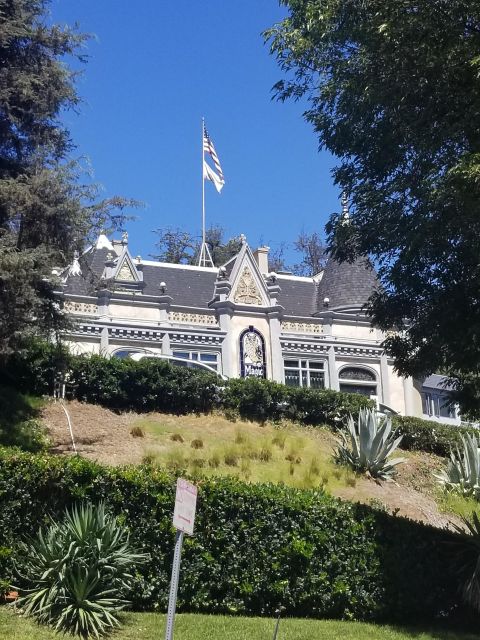 Los Angeles: Hollywood Film Studios & TMZ Private Day Tour - Seeing celebrity neighborhoods without trying to trespass