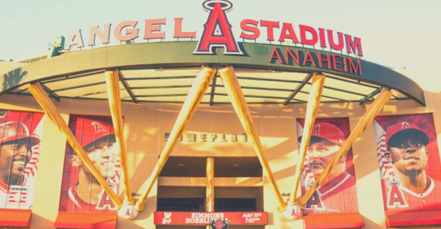 Los Angeles: LA Angels Baseball Game Ticket at Angel Stadium - Concessions, food, and what not to overthink
