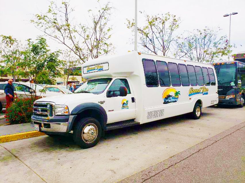 Los Angeles: LA Grand Tour by Open-Air Bus - Why an open-air bus tour works so well in Los Angeles
