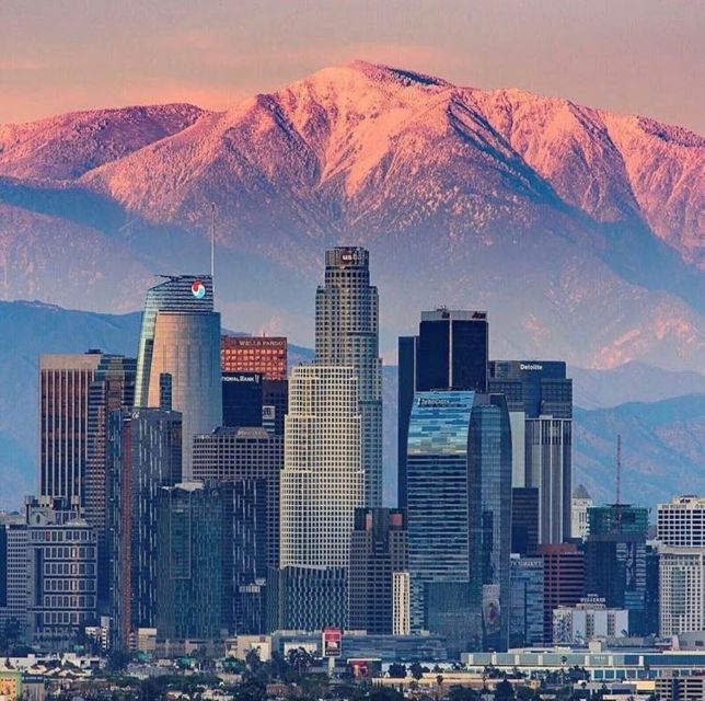 Los Angeles: Night Flight Tour - Where you meet: Torrance Airport and the Pilots Lounge