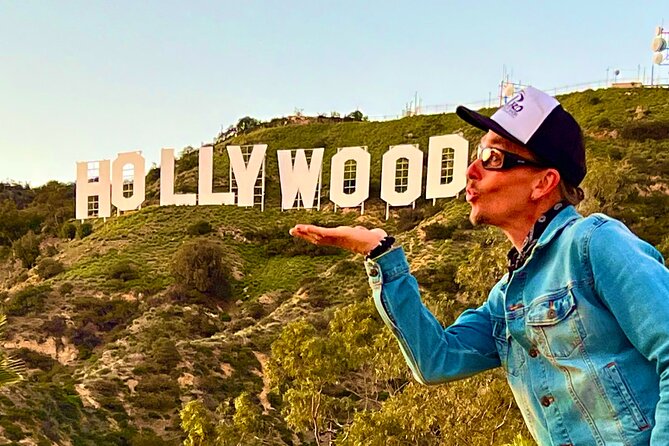 Los Angeles Original 90-Minute Walking Tour to The Hollywood Sign - Pacing, group size, and what to bring so you enjoy it